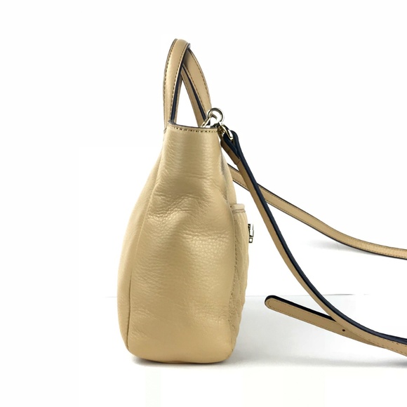 Karl Lagerfeld Paris Agnyess Quilted Turnlock - Picture 3 of 8